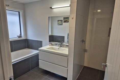 Photo of property in 18 Teatree Close, Huntington, Hamilton, 3210