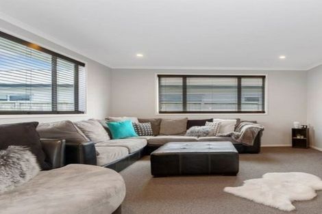 Photo of property in 18 Raiha Street, Papamoa Beach, Papamoa, 3118