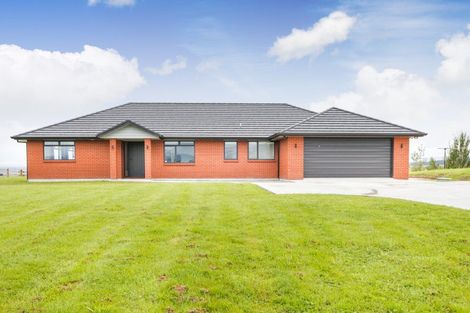 Photo of property in 117 Kingsdale Park Drive, Aokautere, Palmerston North, 4471