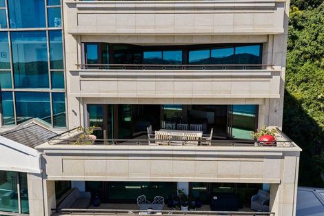 Photo of property in 10/166 Oriental Parade, Oriental Bay, Wellington, 6011