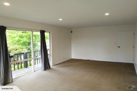 Photo of property in 62 Unsworth Drive, Unsworth Heights, Auckland, 0632