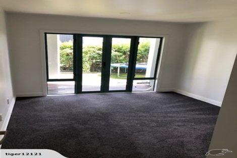 Photo of property in 2/61 Beresford Street, Bayswater, Auckland, 0622
