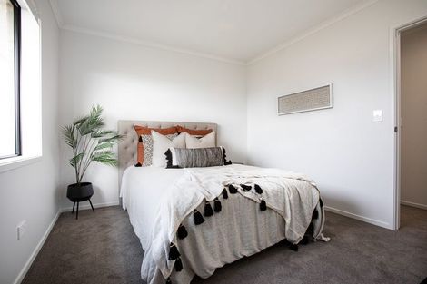Photo of property in 74 Stace Hopper Drive, One Tree Point, 0118