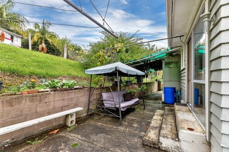 Photo of property in 12 Willow Place, Horahora, Whangarei, 0110
