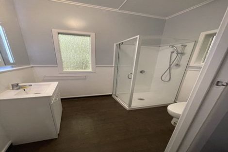 Photo of property in 1/169 Te Atatu Road, Te Atatu South, Auckland, 0610