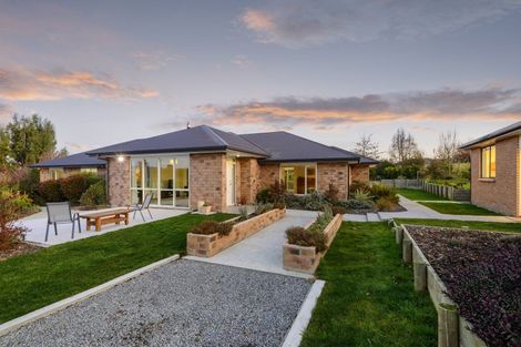 Photo of property in 127 Summerhill Road, Cust, Rangiora, 7471