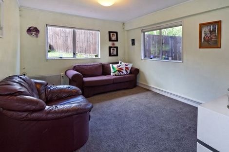 Photo of property in 45 Cliff View Drive, Green Bay, Auckland, 0604