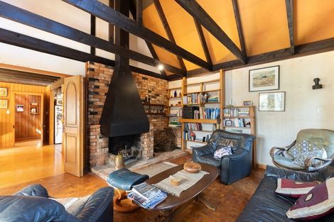 Photo of property in 16 School Road, Lower Moutere, Upper Moutere, 7175