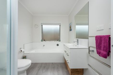 Photo of property in 4 Ruth Court, Papamoa Beach, Papamoa, 3118