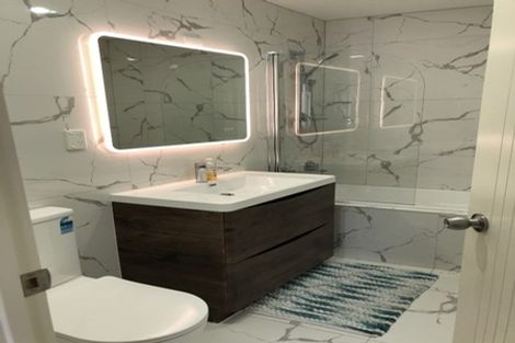 Photo of property in 17 Warbler Crescent, Papakura, 2110