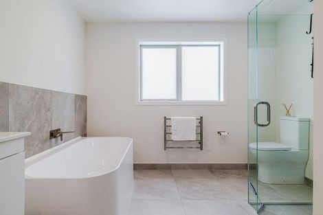 Photo of property in 58 Freedom Drive, Kelvin Grove, Palmerston North, 4414