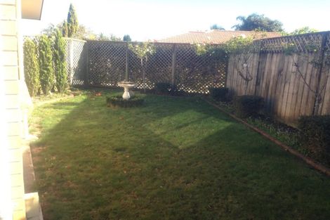 Photo of property in 9 Halstead Place, Huntington Park, Auckland, 2013