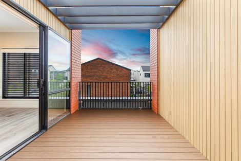 Photo of property in 16 Kerewhenua Crescent, Hobsonville, Auckland, 0616