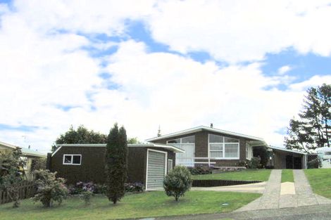 Photo of property in 13 Graham Place, Bellevue, Tauranga, 3110
