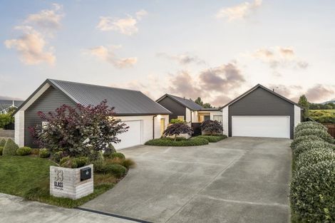 Photo of property in 33 Jarrett Terrace, Leamington, Cambridge, 3432