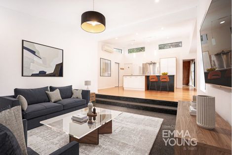 Photo of property in 55 Jackson Street, Island Bay, Wellington, 6023