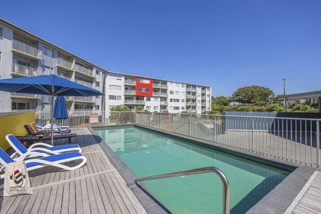 Photo of property in Shoal Haven Apartments, 307a/130 Anzac Street, Takapuna, Auckland, 0622