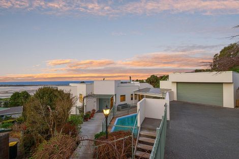 Photo of property in 185 Mount Pleasant Road, Mount Pleasant, Christchurch, 8081