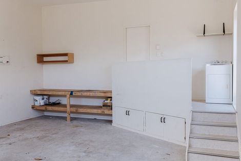 Photo of property in 102 Weggery Drive, Waikanae Beach, Waikanae, 5036