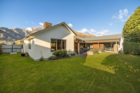 Photo of property in 11 Castalia Drive, Lake Hayes, Queenstown, 9304