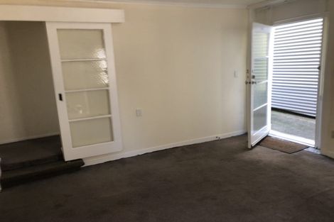 Photo of property in 68-70 Pirie Street, Mount Victoria, Wellington, 6011