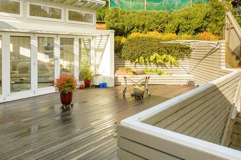 Photo of property in 117 Upland Road, Kelburn, Wellington, 6012