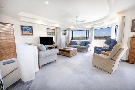 Photo of property in 24c The Esplanade, Westshore, Napier, 4110