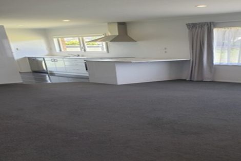 Photo of property in 1/11 Broadview Place, Howick, Auckland, 2014