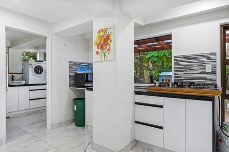 Photo of property in 214a Edmonton Road, Te Atatu South, Auckland, 0610