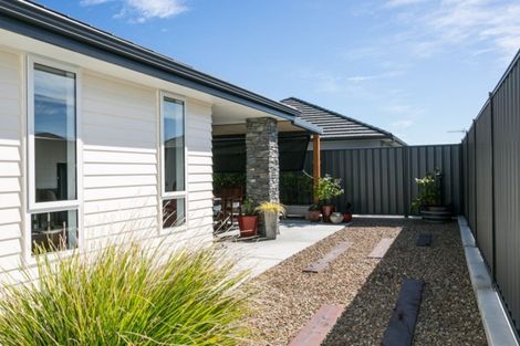 Photo of property in 27 Aparima Place, Awatoto, Napier, 4110