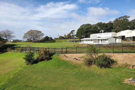 Photo of property in 19b Nutsey Avenue, Northcote, Auckland, 0627