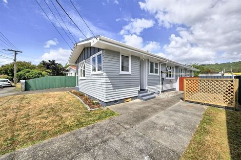 Photo of property in 1/18 Benge Crescent, Clouston Park, Upper Hutt, 5018