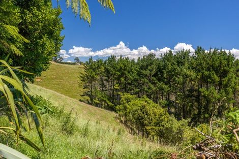 Photo of property in 150 Ackworth Road, Lepperton, New Plymouth, 4373