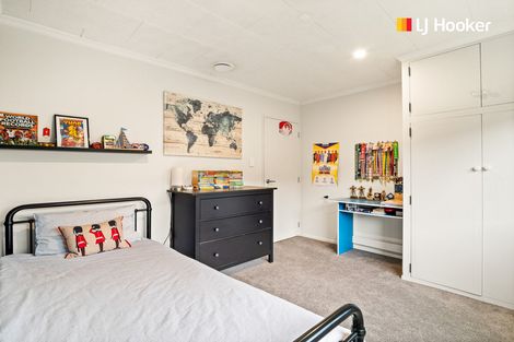 Photo of property in 43 Walton Park Avenue, Fairfield, Dunedin, 9018