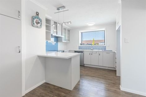 Photo of property in 2/128 Reynolds Avenue, Bishopdale, Christchurch, 8053