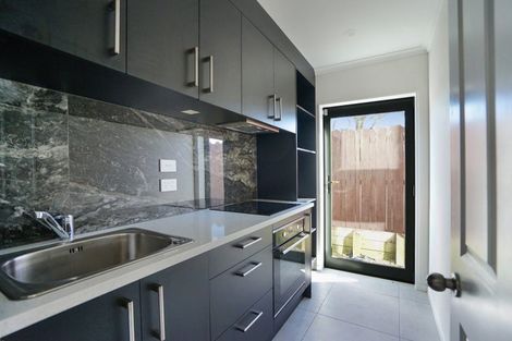 Photo of property in 112a Longford Park Drive, Takanini, 2112