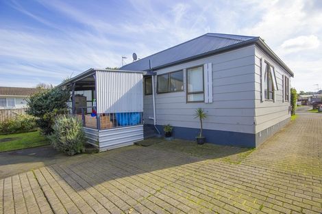 Photo of property in 25 Balloch Street, Randwick Park, Auckland, 2105