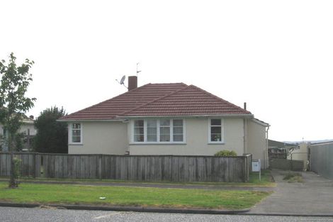 Photo of property in 25 Pilkington Road, Panmure, Auckland, 1072