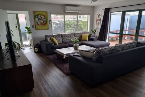 Photo of property in 10a Dryden Avenue, Papatoetoe, Auckland, 2025