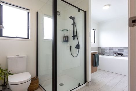 Photo of property in 142 Captain Cook Road, Cooks Beach, Whitianga, 3591