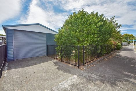 Photo of property in 22 Victoria Street, Carterton, 5713
