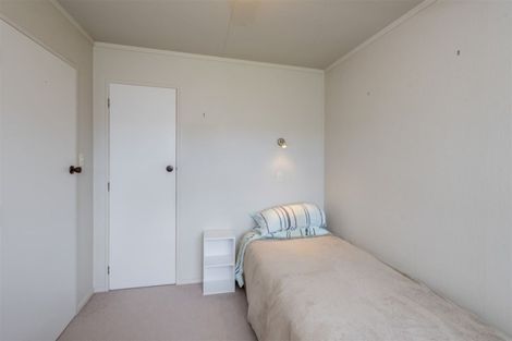 Photo of property in 10 Dee Street, Levin, 5510