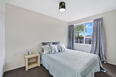 Photo of property in 2/11 Peckham Lane, Woolston, Christchurch, 8062