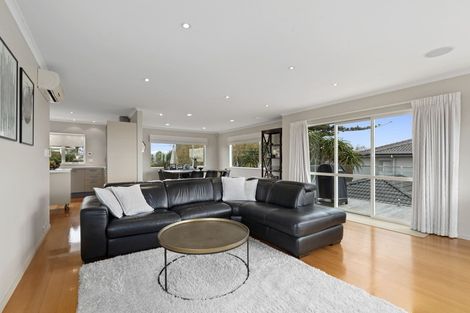 Photo of property in 1/35 Kowhai Road, Mairangi Bay, Auckland, 0630