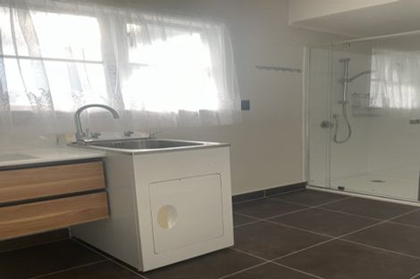 Photo of property in 12 Connolly Avenue, Mount Roskill, Auckland, 1041