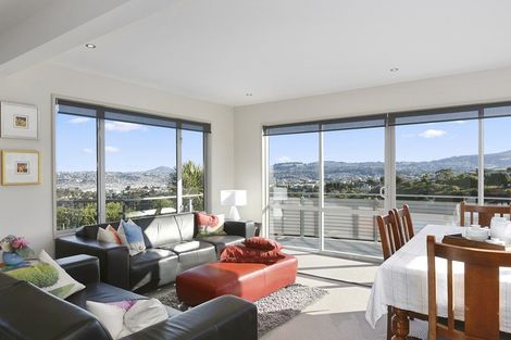 Photo of property in 3 Portland Place, Shiel Hill, Dunedin, 9013