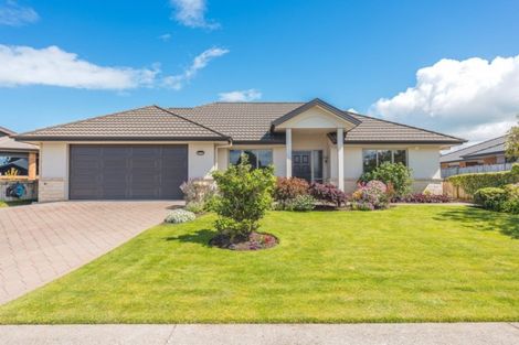 Photo of property in 15 Gilligan Close, College Estate, Whanganui, 4500