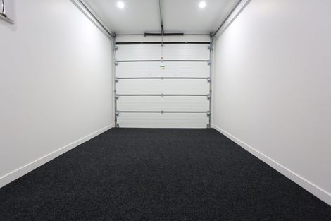 Photo of property in 13d King Richard Place, Browns Bay, Auckland, 0630