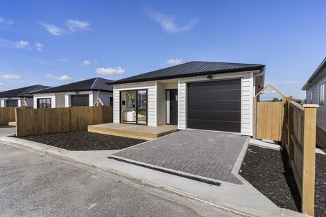 Photo of property in 75 Tributary Parade, Karaka, Papakura, 2113