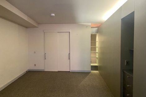 Photo of property in Gerondis Bldg Apartments, 404/60 Willis Street, Wellington Central, Wellington, 6011